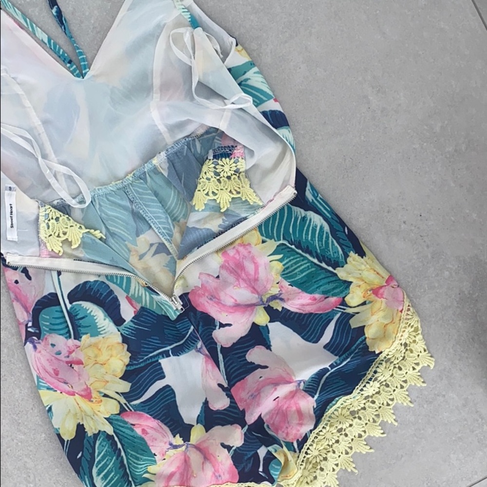 FLORAL ROMPER - Picture 9 of 9
